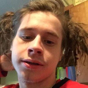 Meet your Posher, Dillon